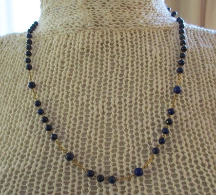 xxM1303M Gold and Lapis Lazuli necklace Takst Valuation N.Kr. 15000